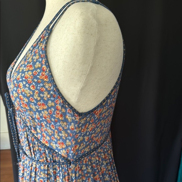 Blue Floral Rayon Summer / Spring Dress - Picture 7 of 7
